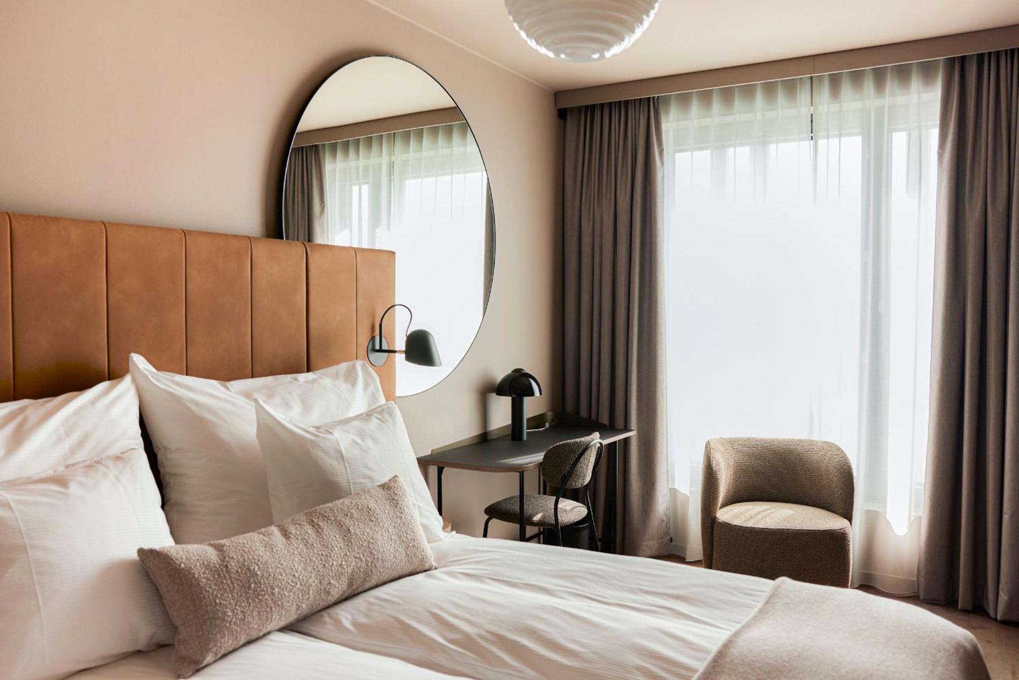 Clarion Hotel Helsinki Airport Вантаа Екстериор снимка