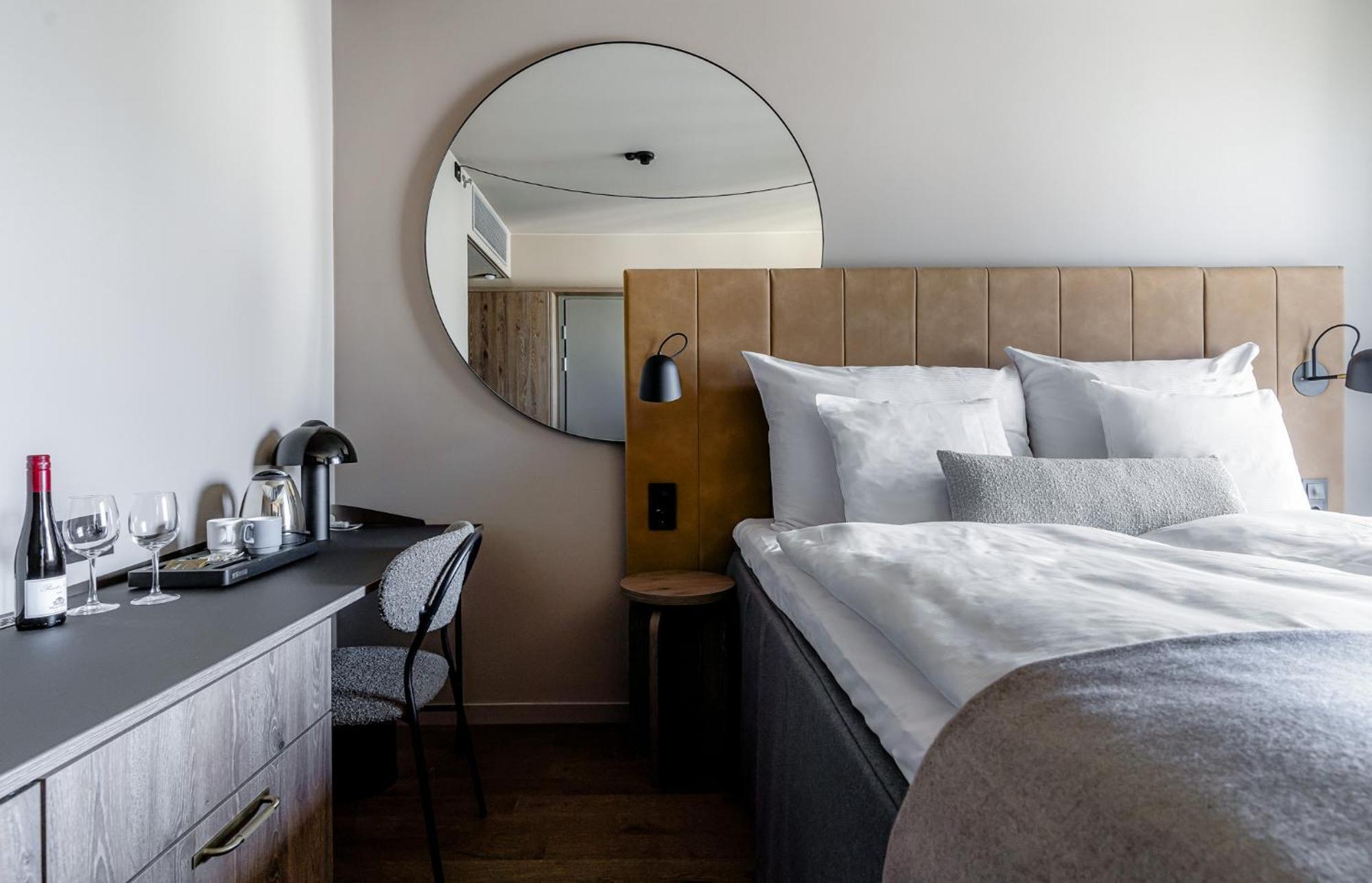 Clarion Hotel Helsinki Airport Вантаа Екстериор снимка